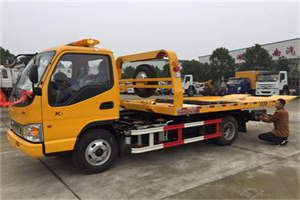 治多哪里有拖车服务