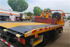 治多附近拖车电话号码服务